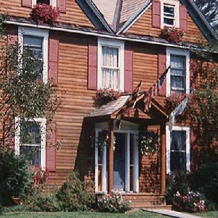Chesapeake Inn Of Lenox Eksteriør bilde